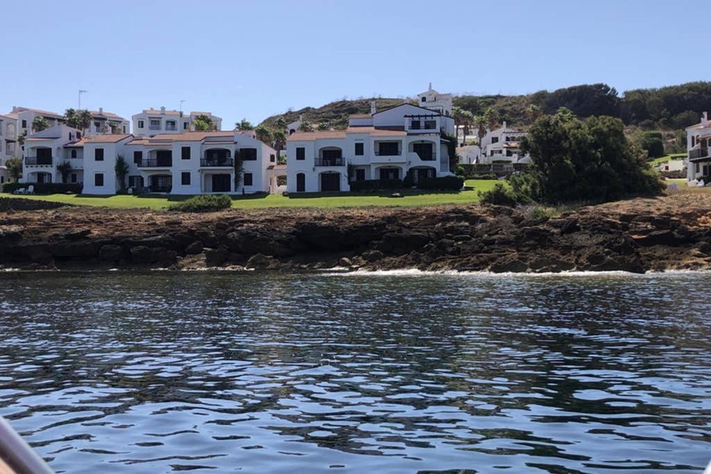 Miravent Terraza Y Jardin Frente Al Mar Menorca Διαμέρισμα Fornells  Εξωτερικό φωτογραφία